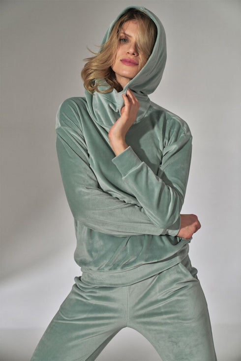 Sweatshirt model 151810